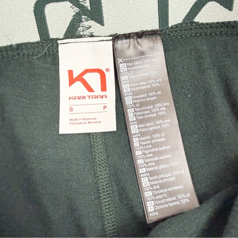 Kari Traa Klara High Waisted Baselayer Pants 100% Merino Wool - Pine Green - Picture 11 of 11